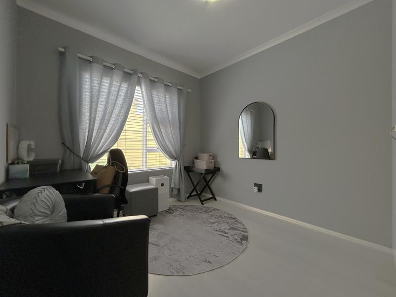 2 Bedroom Property for Sale in Costa Da Gama Western Cape